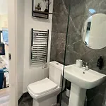 In Crosshills - North Yorkshire - Self Check In - *