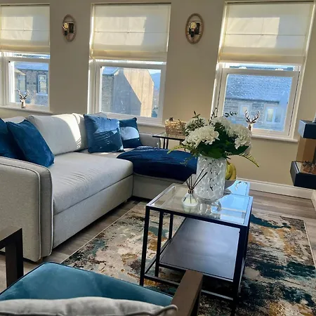 In Crosshills - North Yorkshire - Self Check In - Kildwick